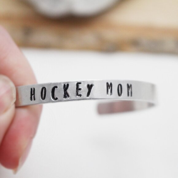 Hockey Mom - Hand Stamped Anodized Aluminum Bangle - Adjustable - Picture 4 of 11